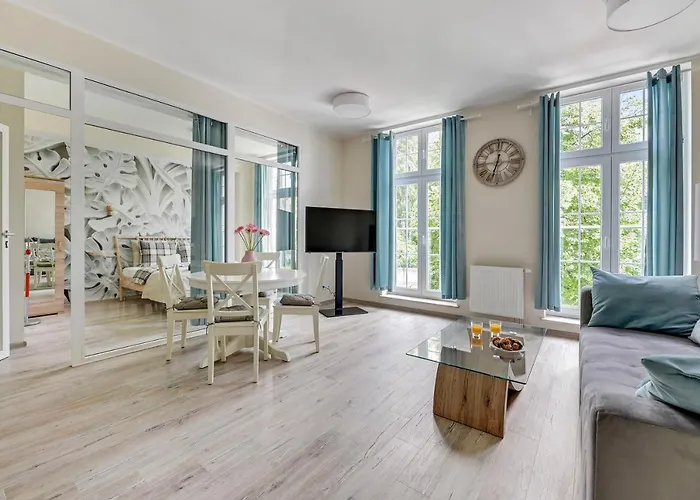 Apartment Blue Mandarin Ii