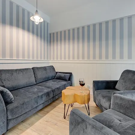 Blue Mandarin Ii سوبوت